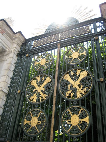 Galatasaray Lisesi gates